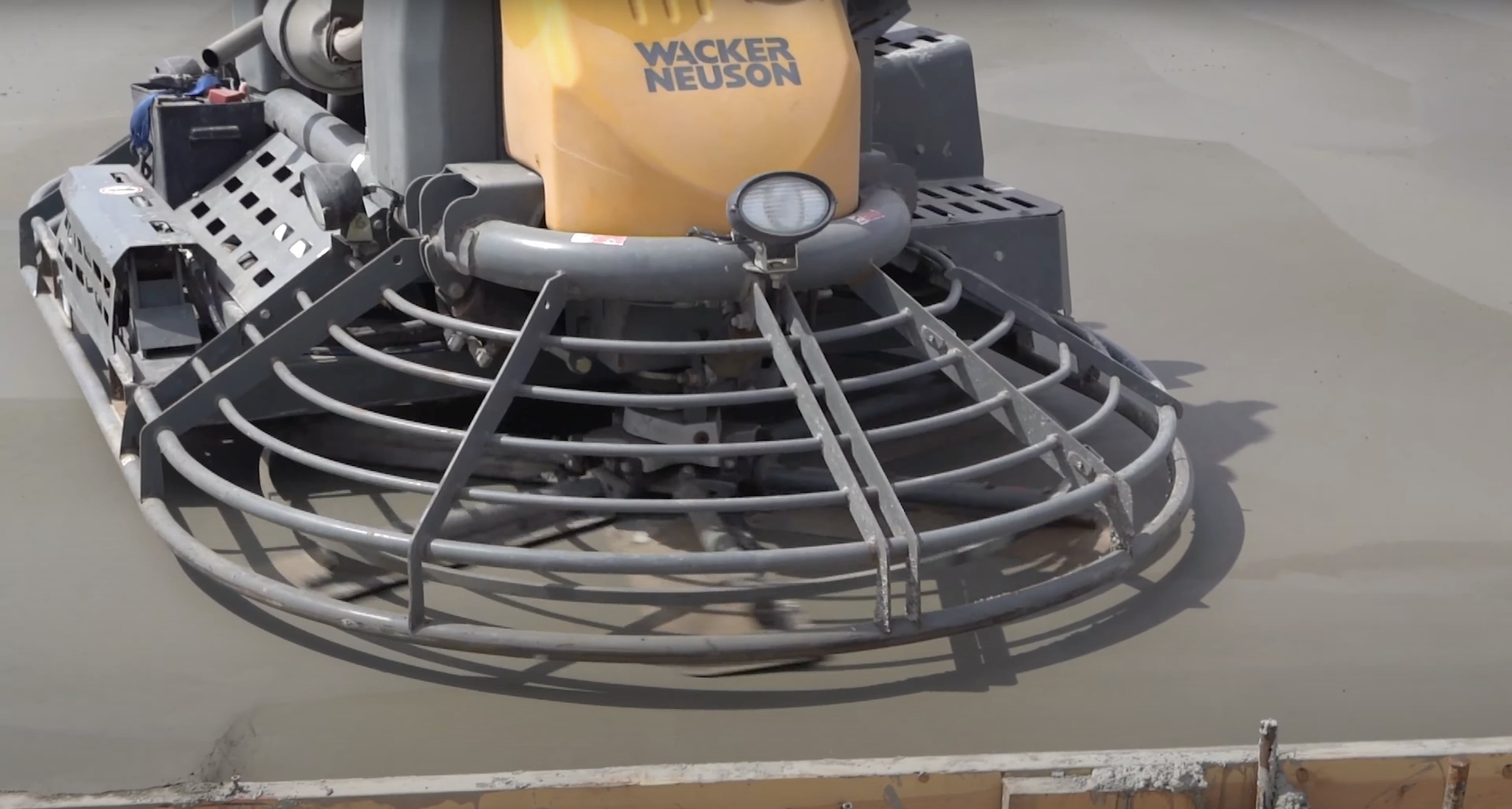 Commercial concrete services by Haltom City Concrete - Industrial-grade equipment and expertise Professional concrete finishing equipment used for large-scale commercial concrete projects